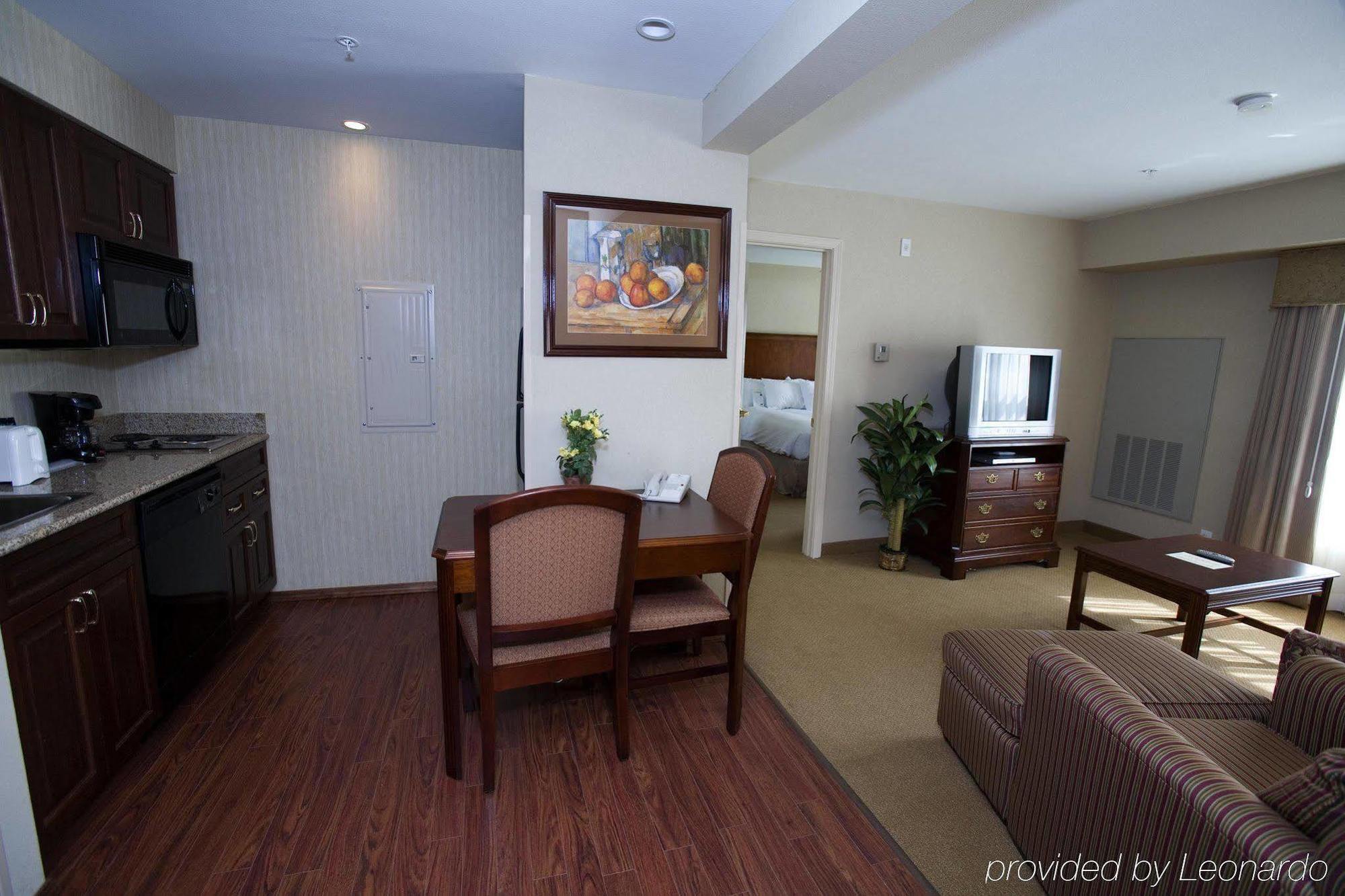 Homewood Suites By Hilton Covington Chambre photo
